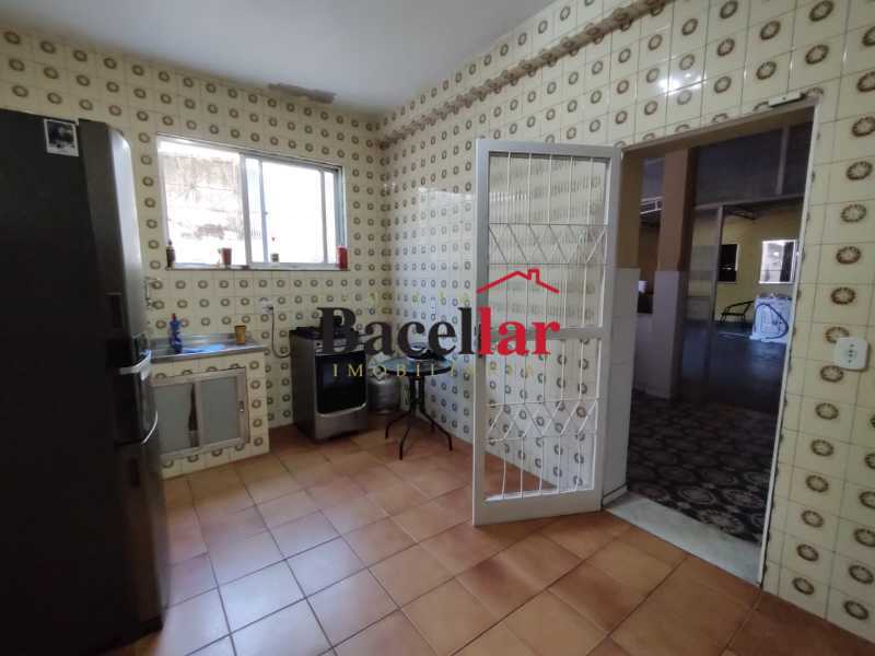 10ef3a74-4898-4743-9725-c3172d - 12