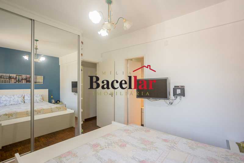 Quarto 2 Suíte 3 - 18