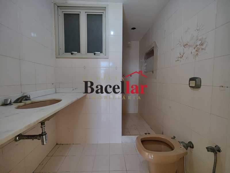 04 Quarto suíte 4 - 17