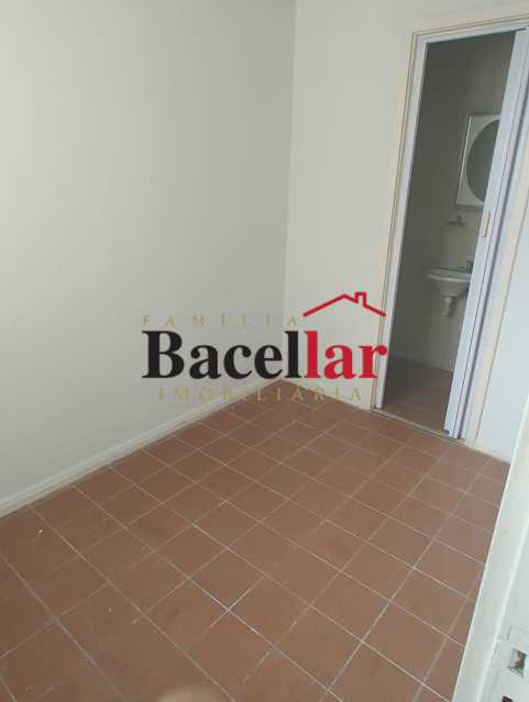 2b6249fb-6a4a-465d-866a-ab9eac - 6