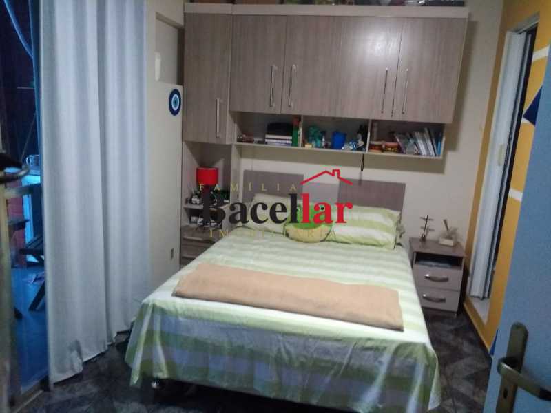 12 QUARTO SUÍTE 1 - 12