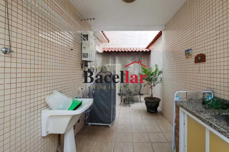 f3eca8c7-258e-47eb-bfc1-33d2b2 - 26