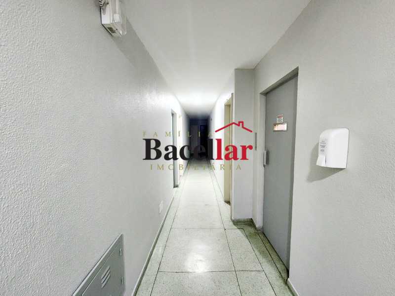 b8f50d22-aac0-4c14-abd0-6ad24f - 20
