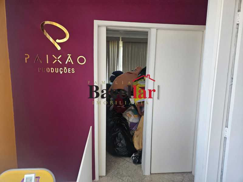 WhatsApp Image 2025-05-22 at 2 - 3