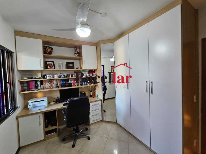 quarto escritorio. - 11