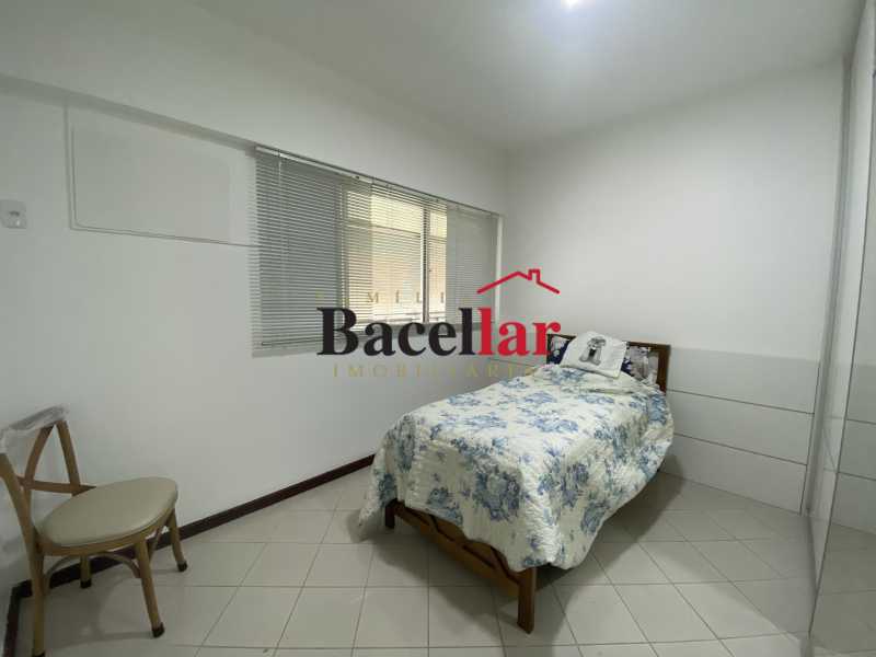 1BB33962-5BB1-4351-AFD7-2137E6 - 8