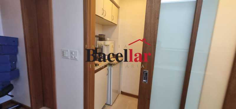 bf6300f1-31ba-40f4-b1ac-210a9d - 10