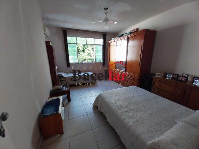 quarto-meu. - 10