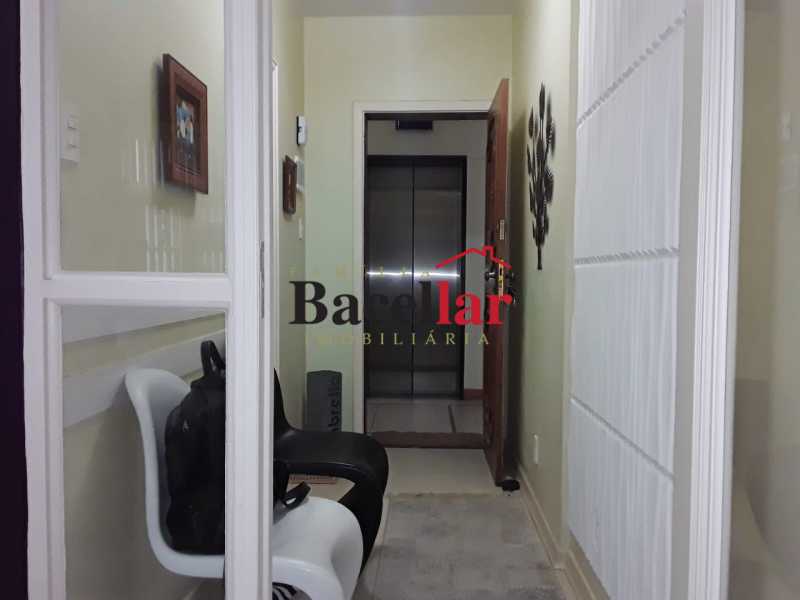 A.B02. - 2