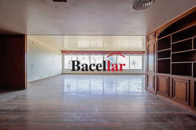 5. SALA 5 - 5