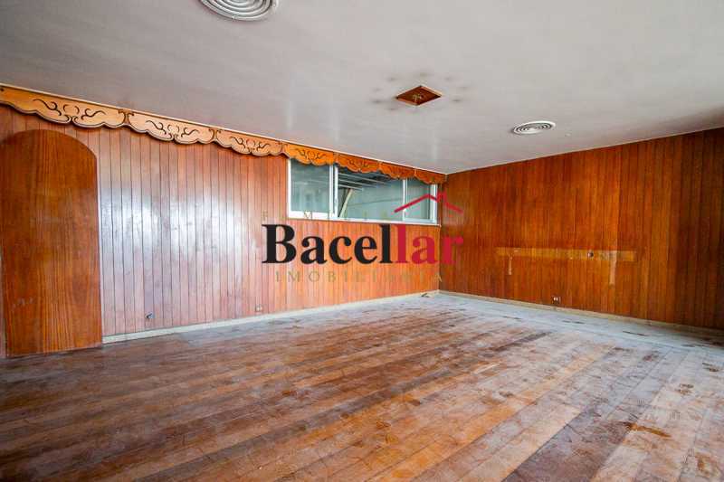 7. SALA 7 - 7