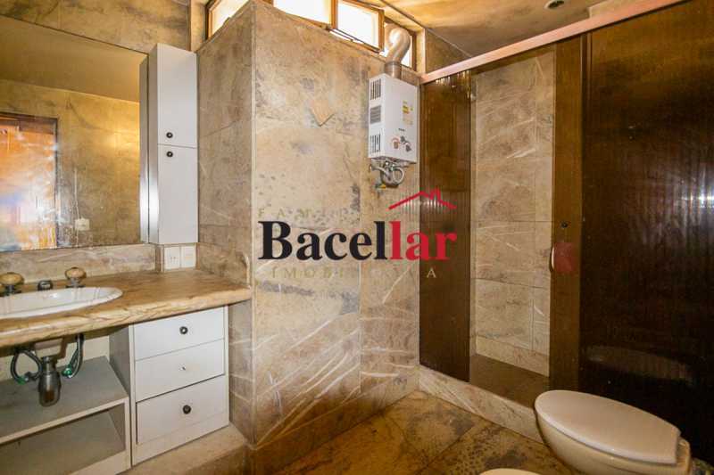 12.1 BANHEIRO_SUITE - 13