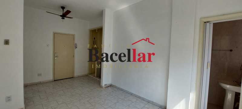 Sala - 2