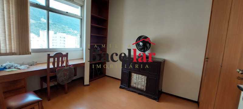 Quarto - 15