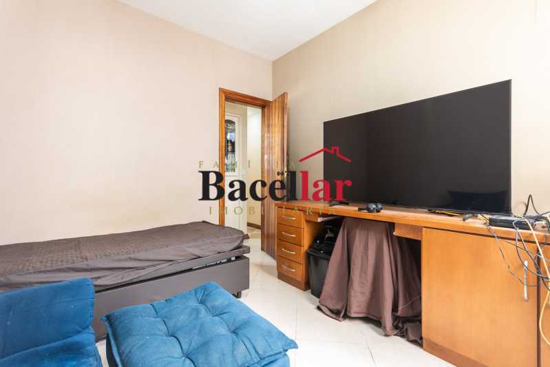 18-647084_quarto_2 - 12