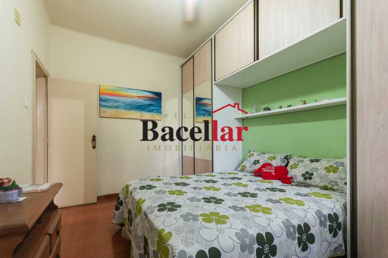 14-736590_quarto_2 - 15