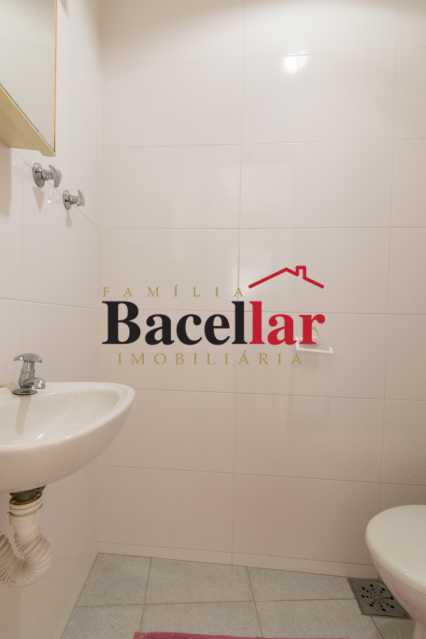 41-780610_banheiro_de_servico - 29