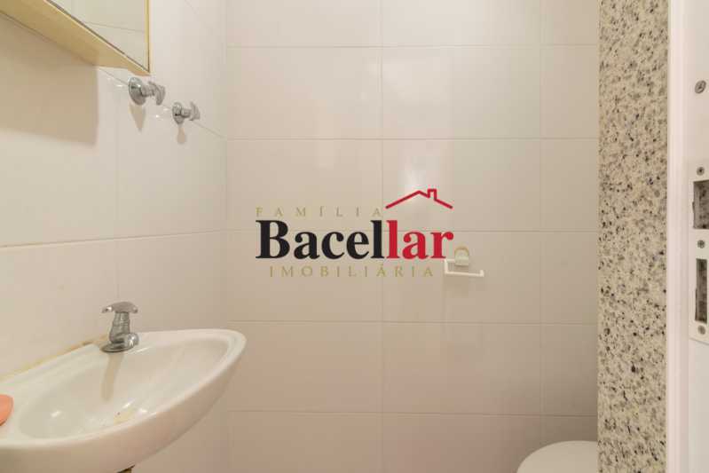 42-780611_banheiro_de_servico - 30