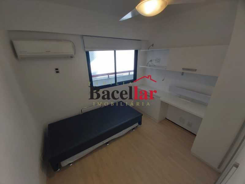 17-Quarto - 17