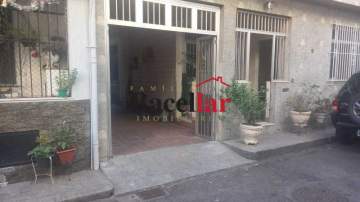 EXCELENTE CASA TRIPLEX EM VILA PARTICULAR NA TIJUCA - MECA50024