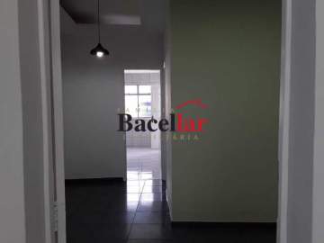 Apartamento para alugar Rua Indaiacu,Rio de Janeiro,RJ - R$ 2.200 - TIAP26674