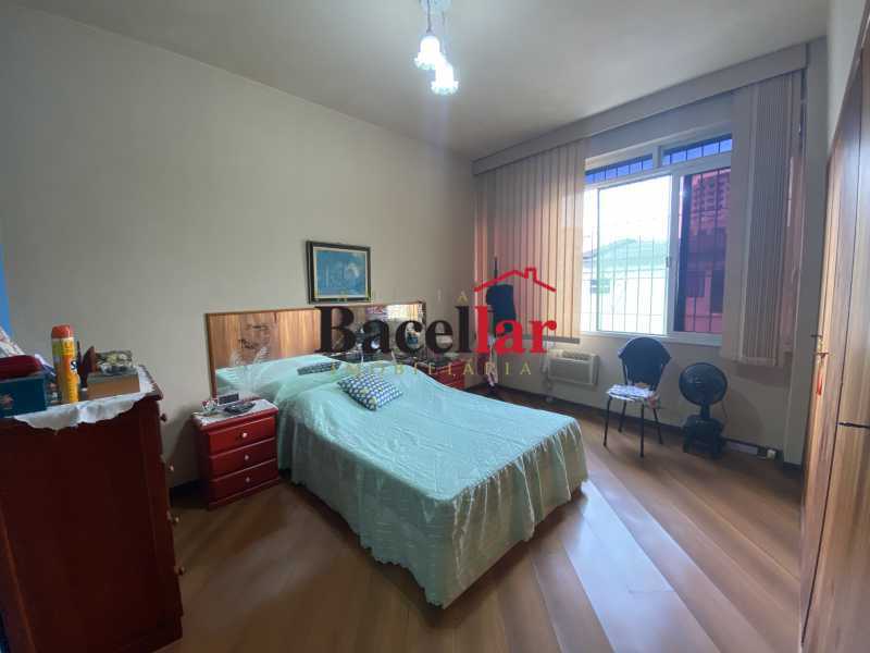 3AF1EC69-C74E-48BB-BA90-D01D6D - 6
