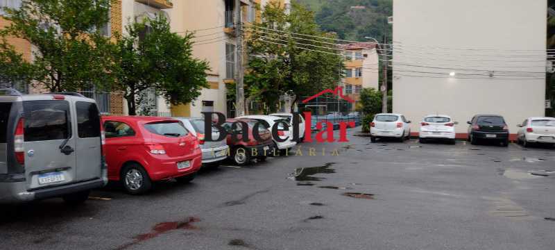 14 estacionamento - 15