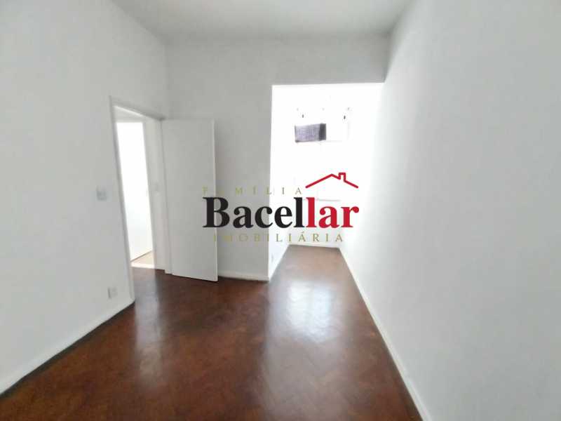 sala. - 3
