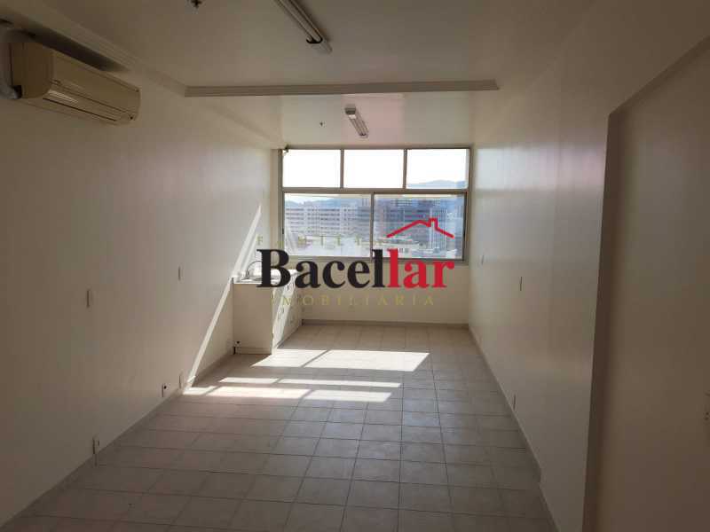 Sala - 7
