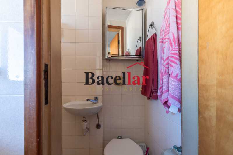 45-884024_banheiro_de_servico - 29