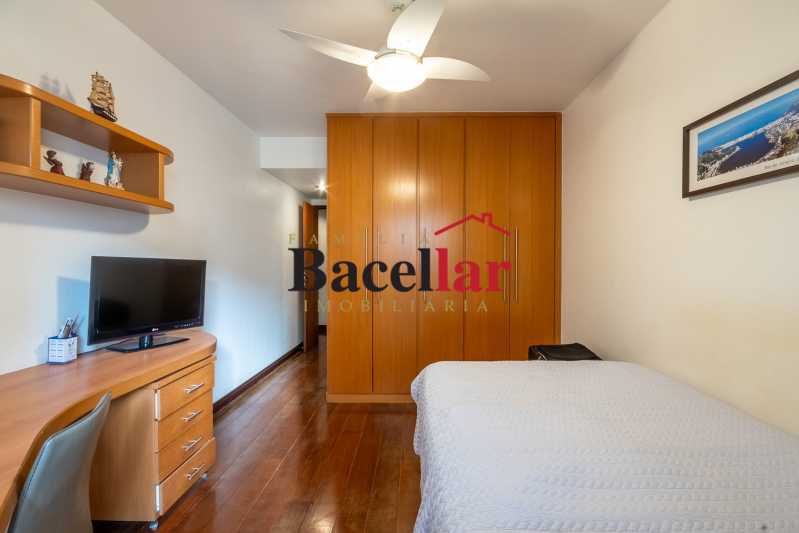 26-877272_quarto_2 - 14