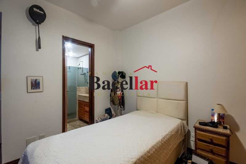 33-877278_quarto_3 - 17