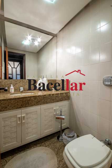 46-877299_lavabo - 24