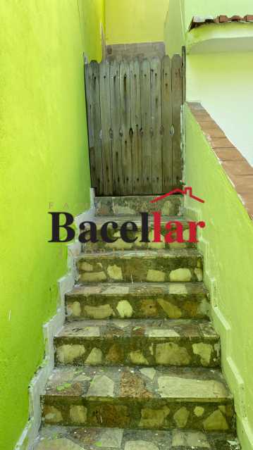 04eb5eae-80cd-4d3a-93d7-d82a49 - 18