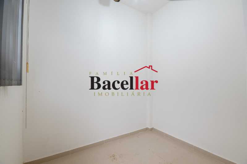 26-908547_quarto_de_servico - 27