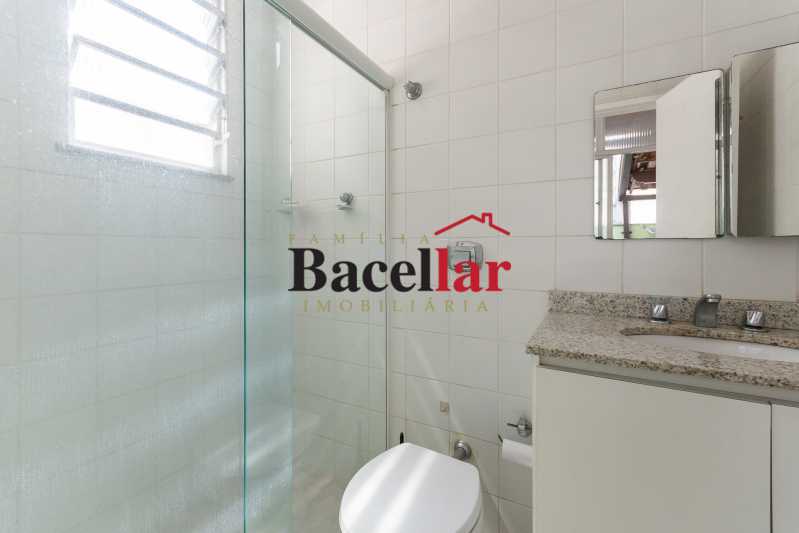 12_Banheiro de serviço 2 - 30