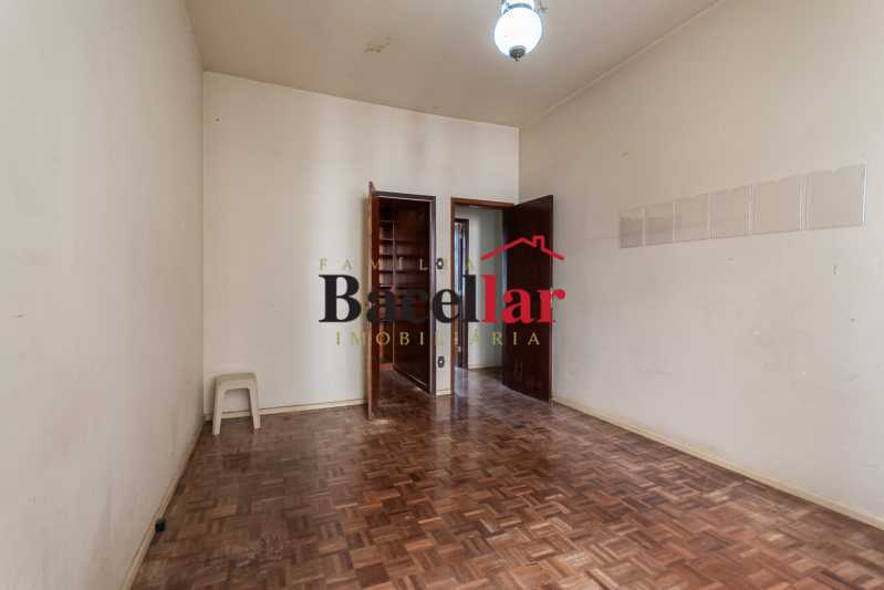 7_Quarto 4 2 - 15
