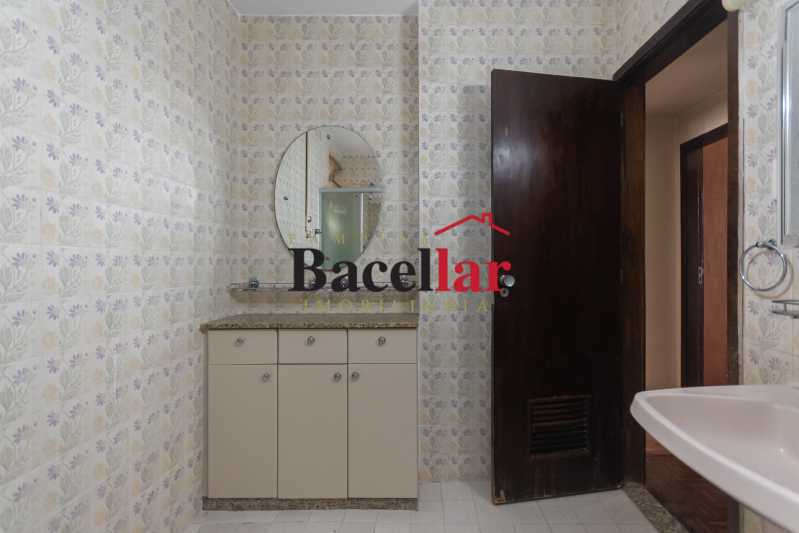8_Banheiro 1 4 - 21