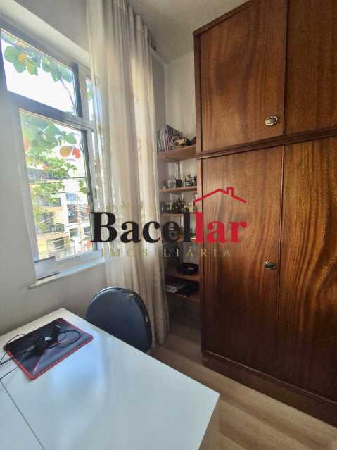 e2369548-efe5-4e1f-bee7-4aaf1d - 6