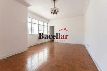 Apartamento tijuca 3 quartos suíte 100 mts Metrô - TIAP34891