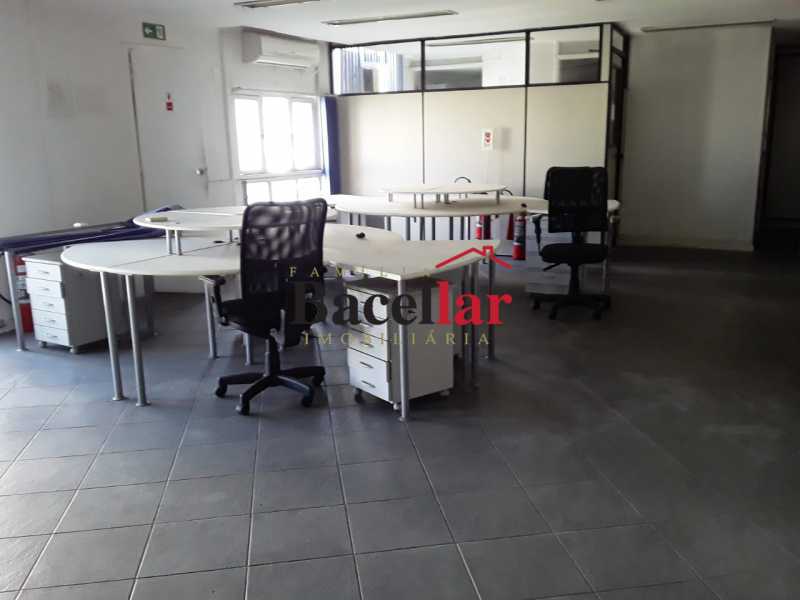 006d99c8-2387-47a1-8289-e59bd0 - 4