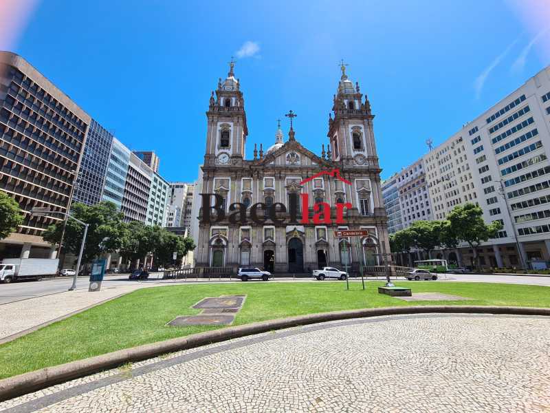 Praça da Candelária 2 - 21