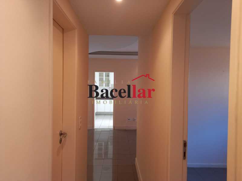 c4bab4f8-1b16-4e31-a708-e7a7a2 - 4