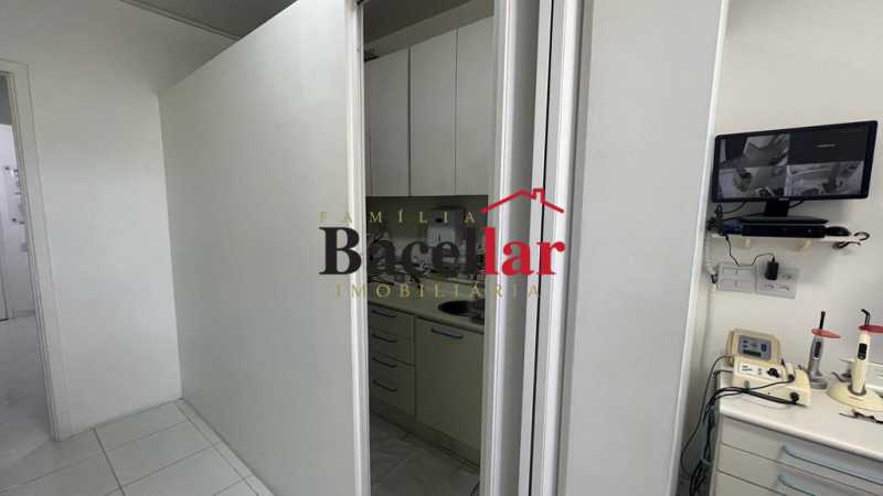 F3410629-427E-4635-9188-0C25CA - 8
