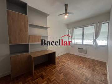 Apartamento dois quartos na Tijuca rua Antônio Basílio - TIAP26975