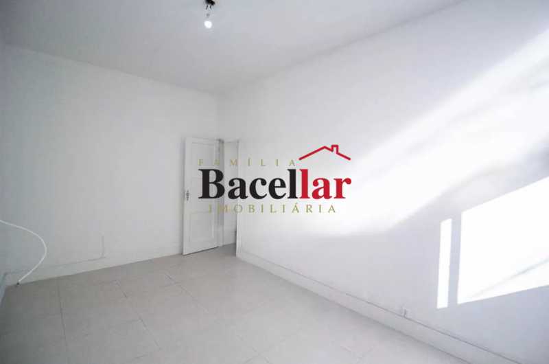 quarto esquerda 1 - 12