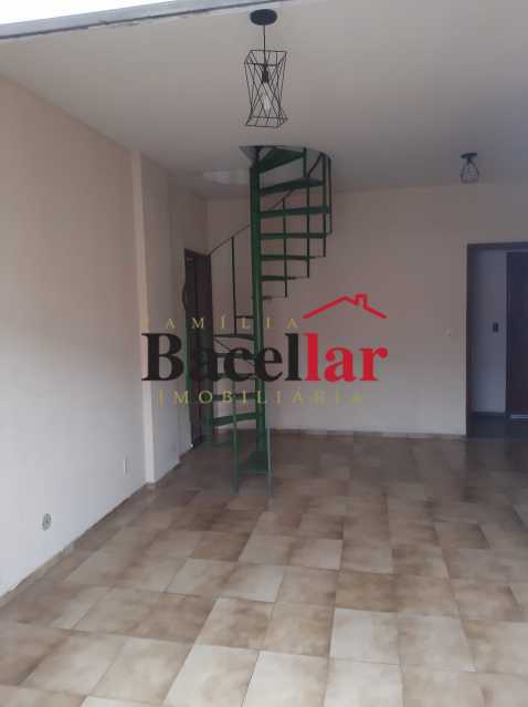 WhatsApp Image 2024-10-30 at 1 - 3