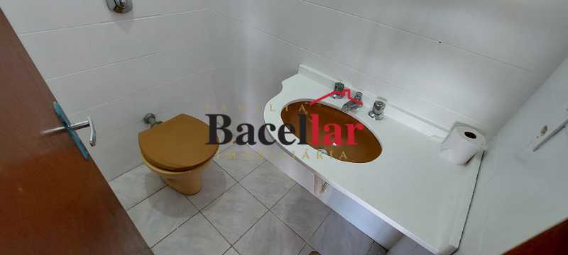 Lavabo 1º Piso - 8