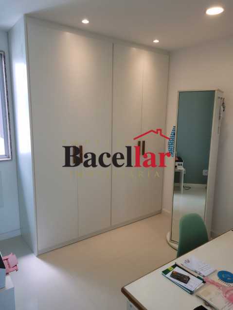 fda1a532-75fd-4c79-8d87-ae4c88 - 12