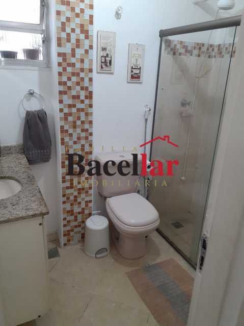 a274b0a0-3f09-40c0-bbcc-33f661 - 22